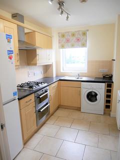 2 bedroom flat to rent, Jersey Road, Hounslow TW3