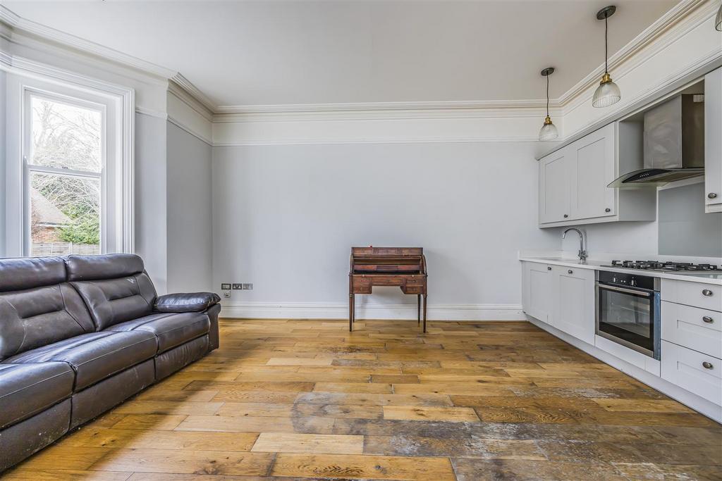 Flat 3, 25 Mc Kinley Road, Bournemouth-Portico Marke