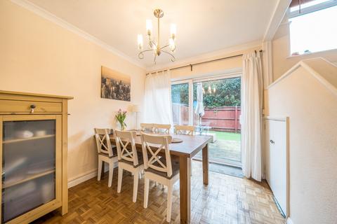 3 bedroom terraced house for sale, Wey Barton, Byfleet, KT14