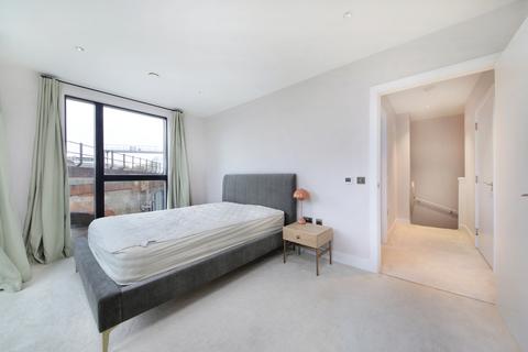 3 bedroom flat for sale, Patcham Terrace, Battersea, London