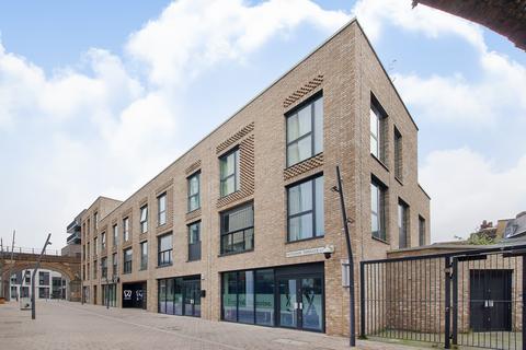 3 bedroom flat for sale, Patcham Terrace, Battersea, London