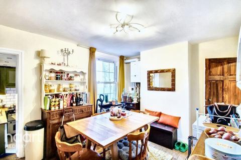 2 bedroom terraced house for sale, Randolph Road, Gillingham