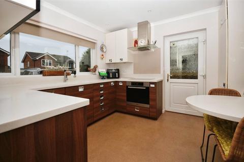 3 bedroom detached house for sale, Hoods Farm Close, Aylesbury HP22