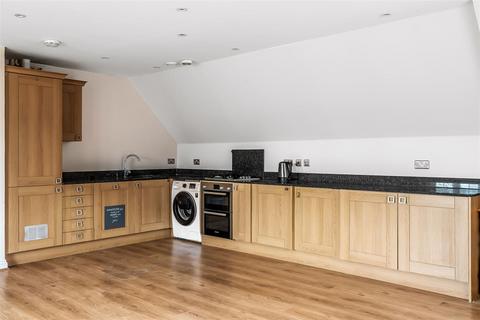 5, Marguerite Court Ottways Lane, Ashtead, KT21 2FL