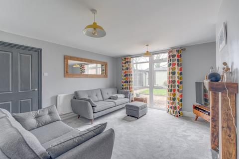 112 Eathorpe Close, Redditch, B98 0HH