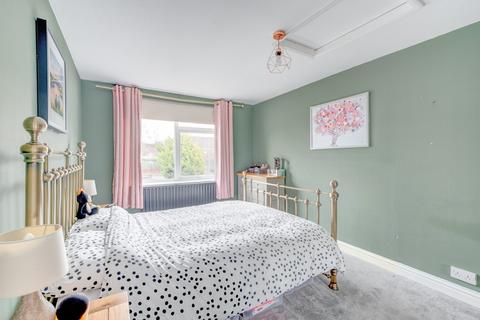 112 Eathorpe Close, Redditch, B98 0HH