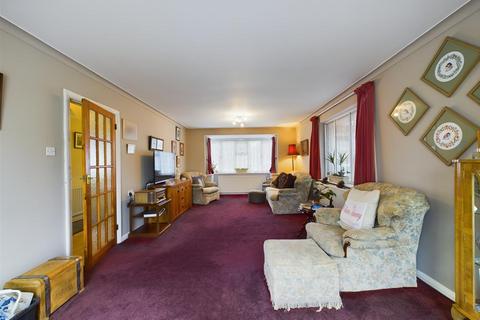 32 Homefield Road, Coulsdon, CR5 1ES