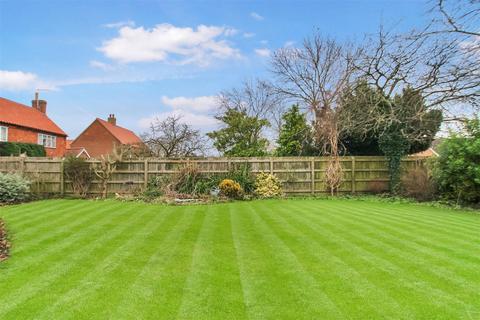 4 bedroom detached house for sale, Church Street, Long Bennington