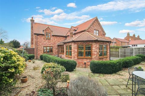 4 bedroom detached house for sale, Church Street, Long Bennington