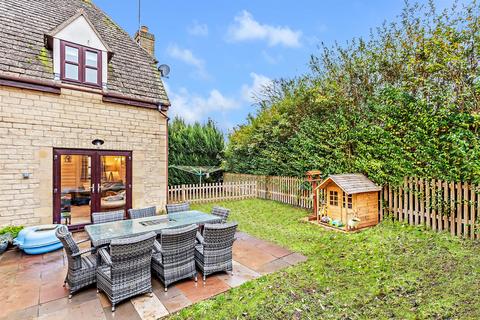 4 bedroom detached house for sale, Rockingham Hills, Oundle