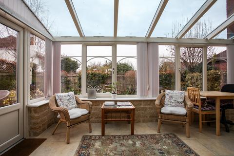 8 Nursery Close, Moreton-in-marsh, GL56 9NH