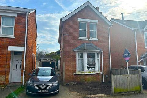 2 bedroom house for sale, Watchetts Road, Surrey GU15