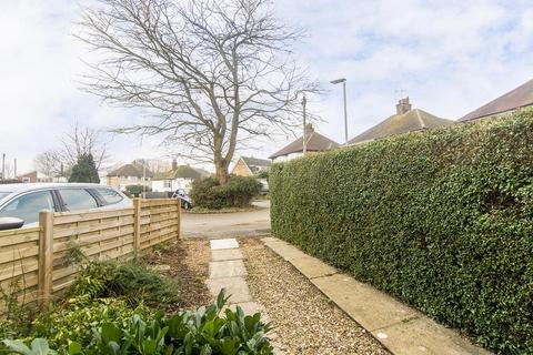 3 bedroom semi-detached house for sale, Crescent Close, Market Harborough