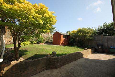 3 bedroom bungalow to rent, West Field Close, Taunton TA1