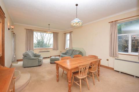 4 bedroom chalet for sale, Canterbury Road, Folkestone CT18