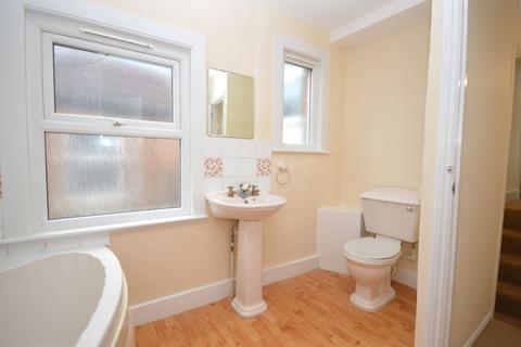 1b Boscombe Road, Folkestone, CT19 5BD