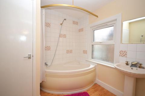 1b Boscombe Road, Folkestone, CT19 5BD