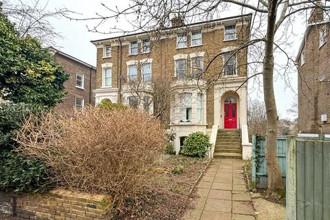 2 bedroom flat for sale, Manor Park, Hither Green , London, SE13