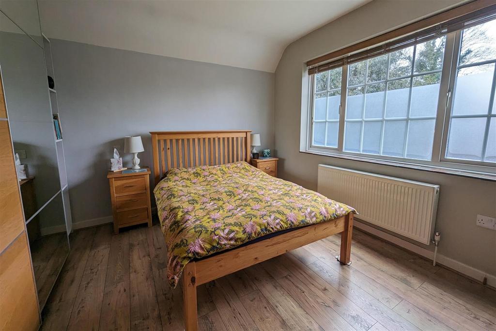 Bedroom 1: