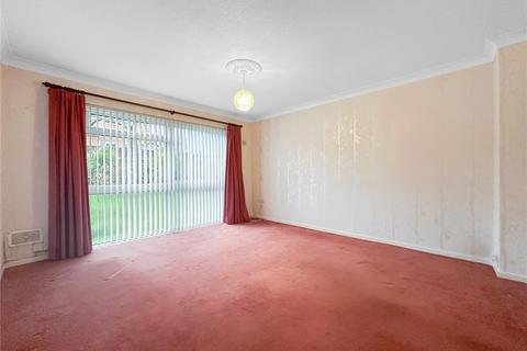 2 bedroom flat for sale, Old Castle Walk, Gillingham, Kent, ME8