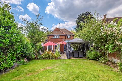 3 bedroom detached house for sale, Fryerning Lane, Ingatestone