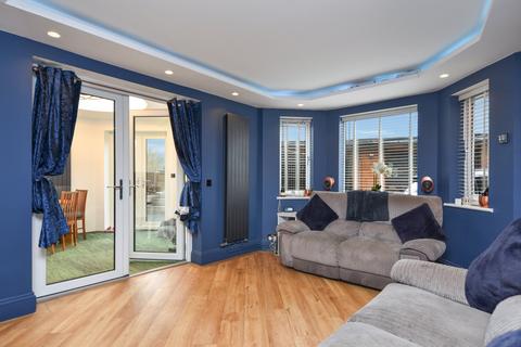 100 Campfield Road, Shoeburyness, Southend-on-sea, SS3 9BX