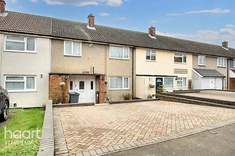 3 bedroom terraced house for sale, The Paddocks, Stevenage