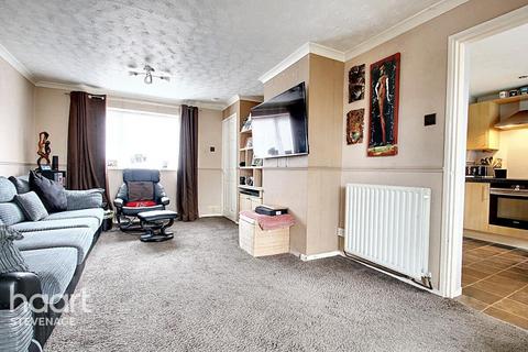 126 The Paddocks, Stevenage, SG2 9UF