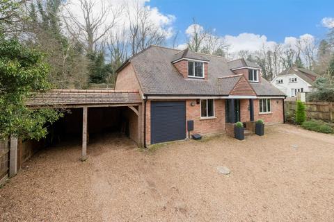 4 bedroom detached house for sale, Meadow Lane, Culverstone, Meopham, Kent