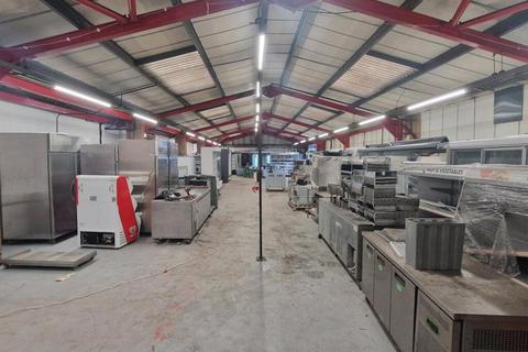 Industrial unit to rent, Dukinfield SK16