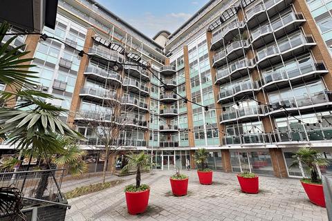 2 bedroom apartment for sale, Gerry Raffles Square, London