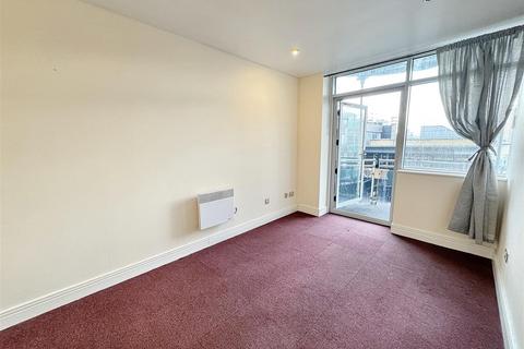 2 bedroom apartment for sale, Gerry Raffles Square, London