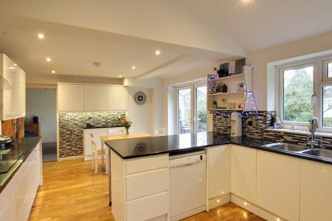 4 bedroom detached house for sale, Nursery Close, Haywards Heath, RH16