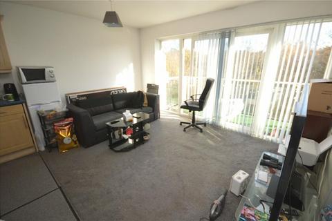 2 bedroom flat for sale, Foxglove Way, Luton LU3