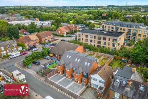 3 bedroom end of terrace house for sale, Bosanquet Road, Hoddesdon EN11