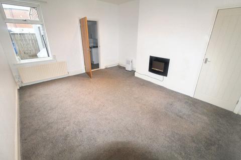 2 bedroom ground floor flat to rent, Plessey Road, Blyth, NE24