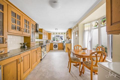 4 bedroom terraced house for sale, St. Helens Avenue, Swansea