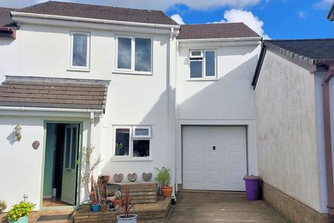 3 bedroom semi-detached house for sale, Morris Close, Okehampton EX20