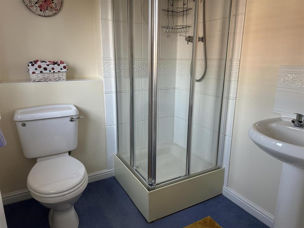 Master En-Suite