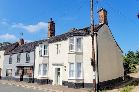 4 bedroom semi-detached house for sale, Chain Free in Foulsham