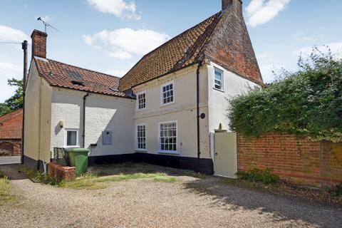 4 bedroom semi-detached house for sale, Chain Free in Foulsham