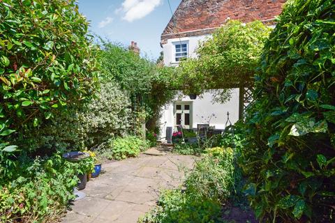 4 bedroom semi-detached house for sale, Chain Free in Foulsham