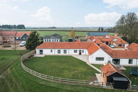 3 bedroom barn conversion for sale, Steading Mews, Ashill, IP25