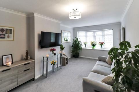 18 Mount Park, Wirral, CH63 5RD