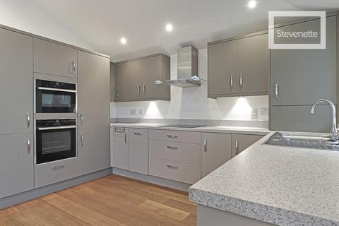 59a High Road, North Weald, Epping, CM16 6HW