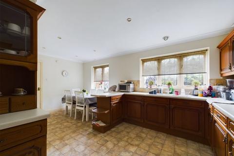 4 bedroom detached house for sale, Farway Gardens, Codsall, Wolverhampton, WV8