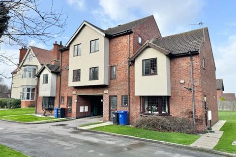 2 bedroom townhouse for sale, MILL ROAD, CLEETHORPES