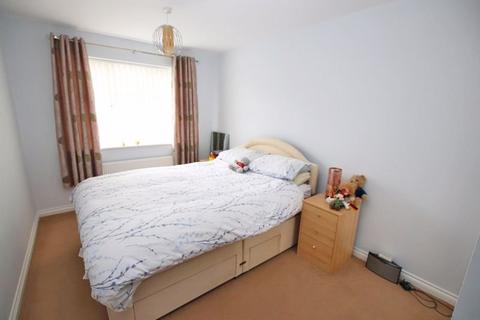 18 Amberley Close, Scartho Top, Grimsby, DN33 3TJ