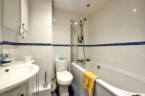 39 Circuit Close, Willenhall, WV13 1EB