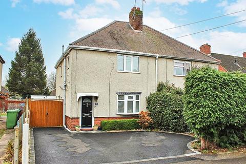 30 Redhill Avenue, Wombourne, Wolverhampton, WV5 0HF